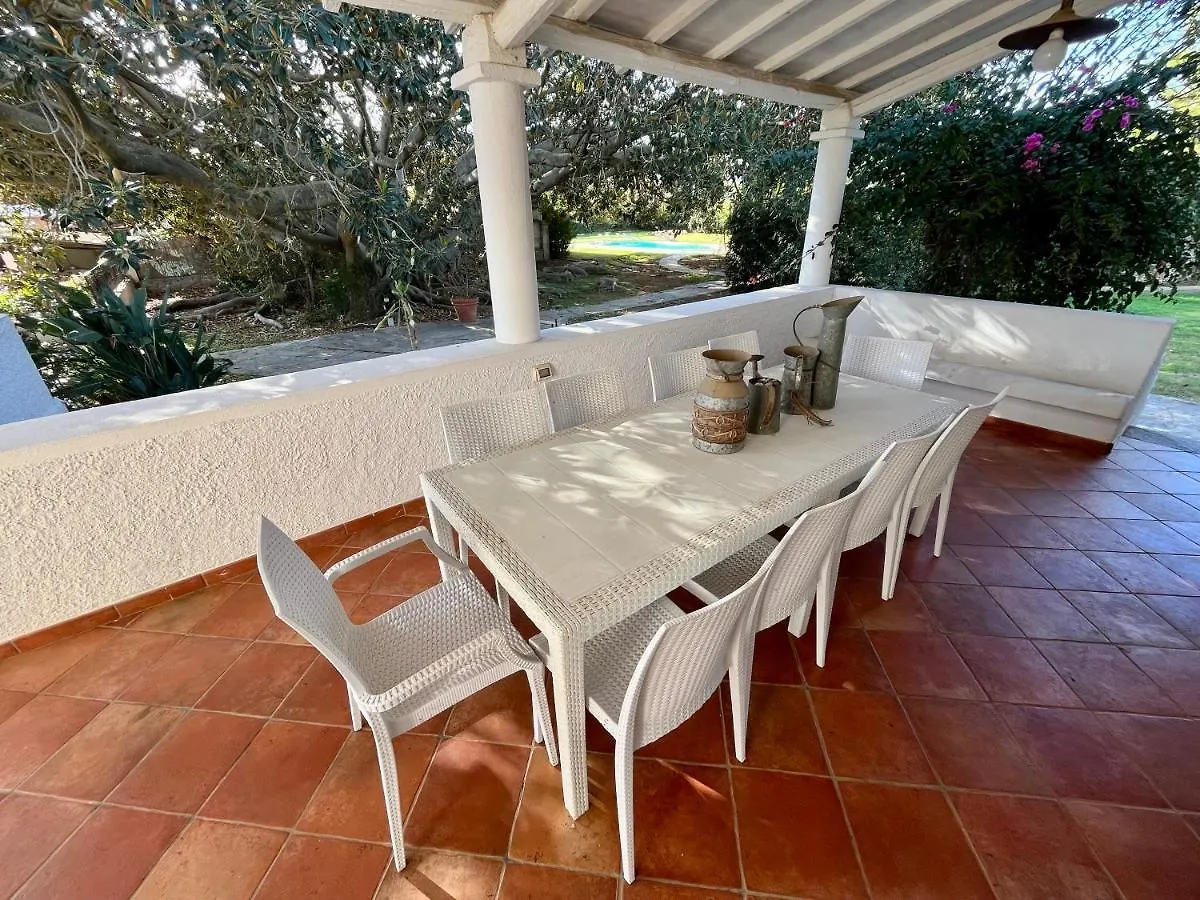 Historic Villa Giardini, Pool And Private Park Capoterra